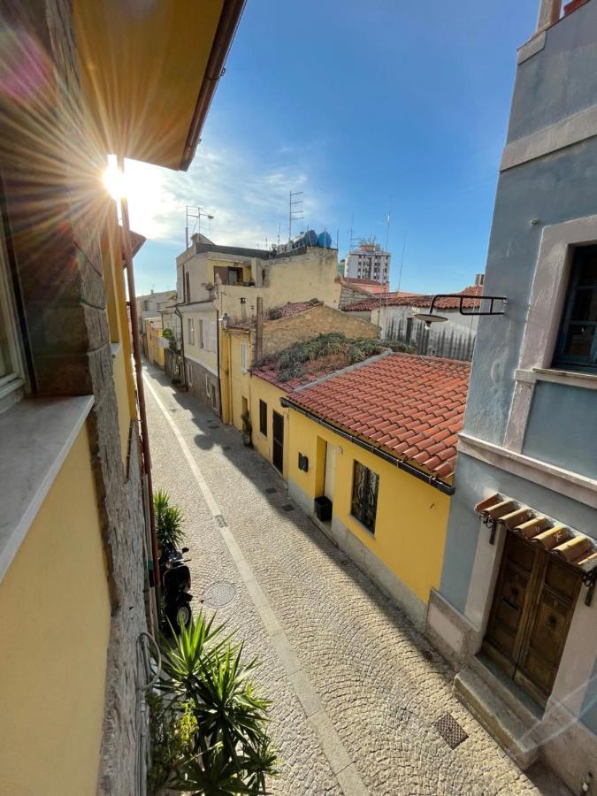 Back To The Past Apartamento Olbia Exterior foto